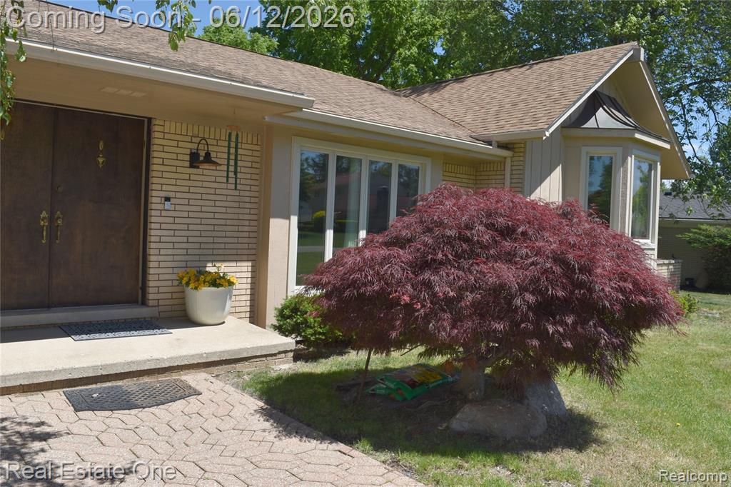 5324 Greenbriar Drive, West Bloomfield, MI 48323 — Photo 39