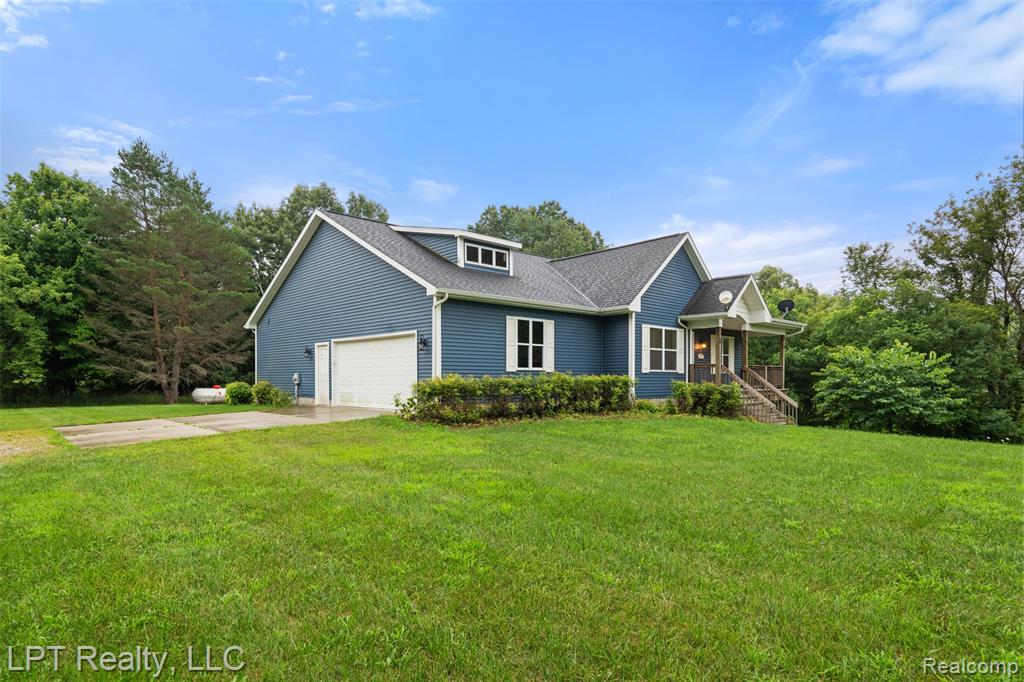 4177 Julie Kim Lane, Goodrich Vlg, MI — Photo 3