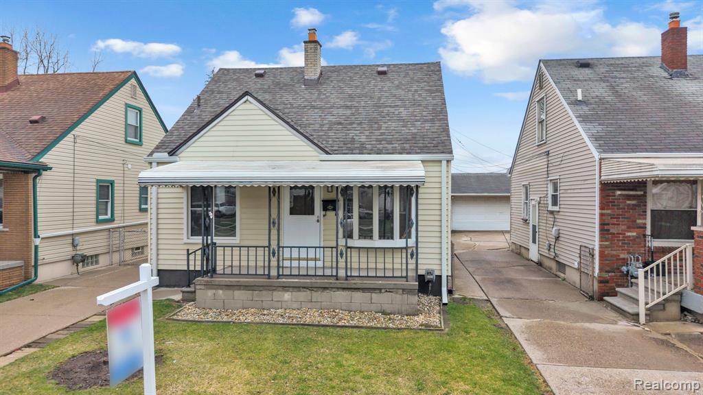 2359 Detroit Avenue, Lincoln Park, MI 48146 — front exterior