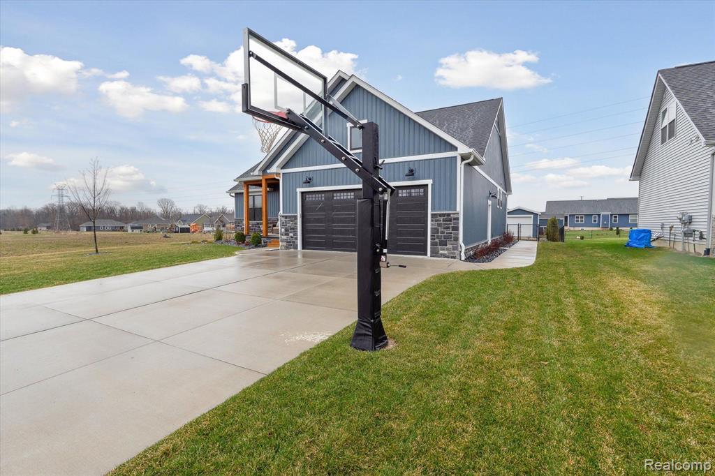 5173 June Drive, Almont, MI 48003 — Photo 4