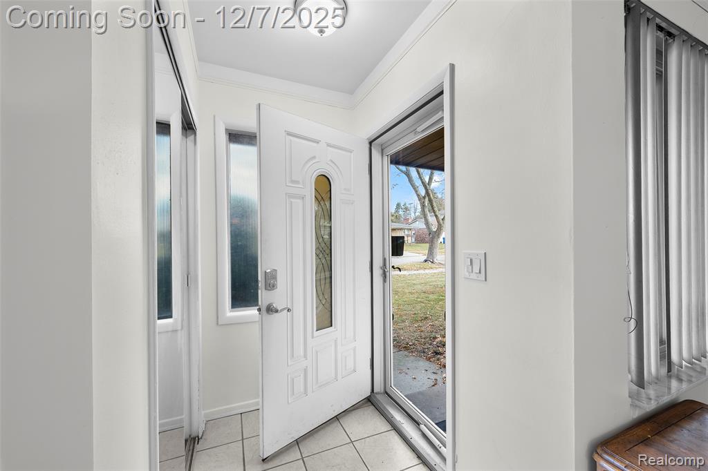 8718 Binney Drive, Warren, MI 48093 — Photo 2