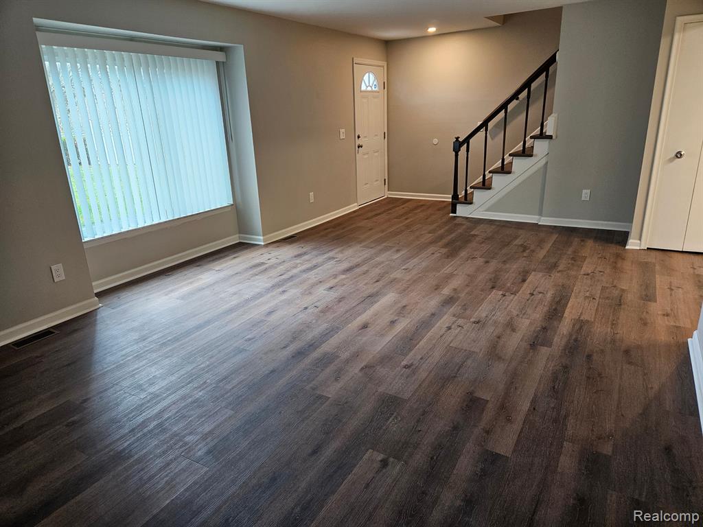 42015 TODDMARK Lane, Clinton Twp, MI 48038 — Photo 3