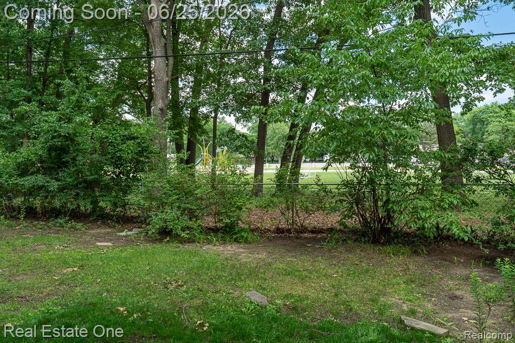 23540 Majestic, Oak Park, MI 48237 — Photo 32