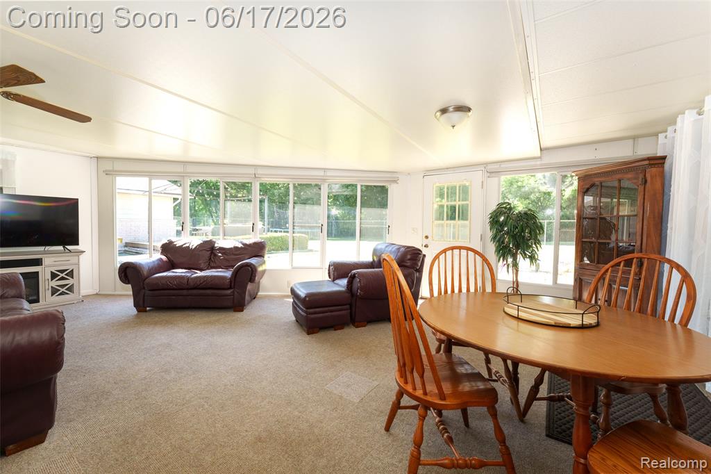 921 E Northfield Avenue, Pontiac, MI 48340 — Photo 9