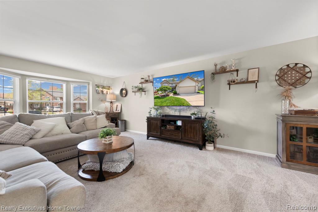 30786 Bramble Court, Chesterfield, MI — Photo 6