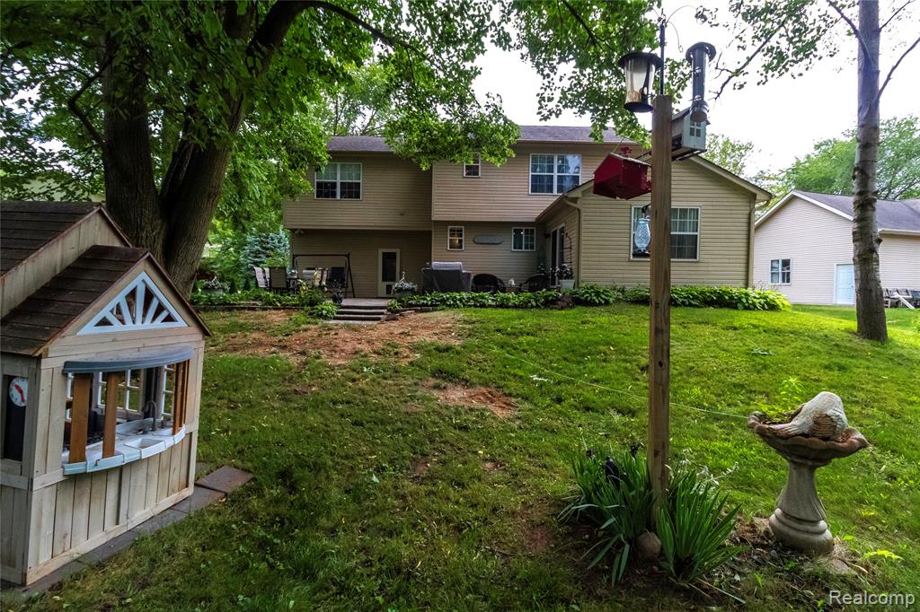 8314 Mill Pointe Court, Goodrich Vlg, MI — Photo 56