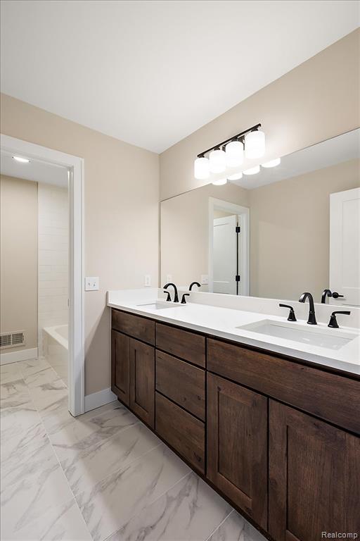 50386 Mistwood Drive, Macomb, MI 48042 — Photo 47