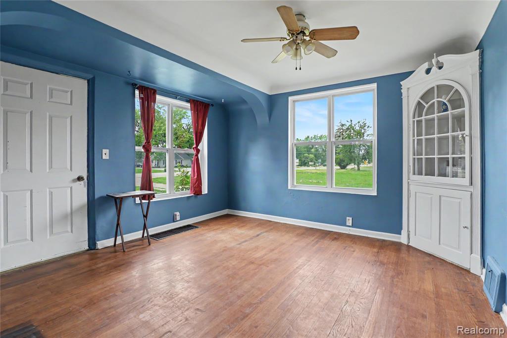 5388 Davison Road, Lapeer, MI 48446 — Photo 28