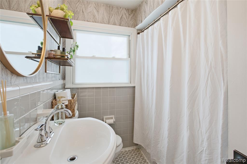 615 N Connecticut Avenue, Royal Oak, MI 48067 — Photo 25