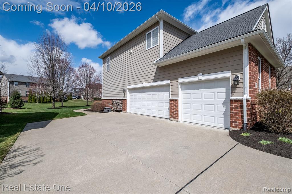 5947 Strawberry Circle, Commerce Twp, MI 48382 — Photo 63