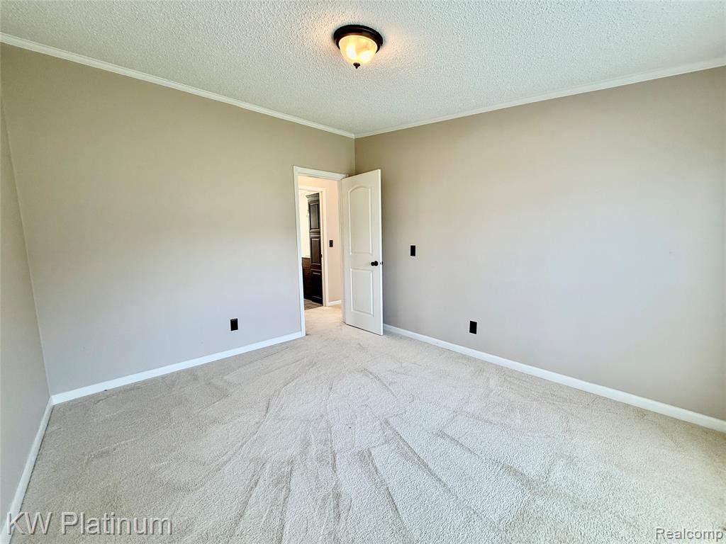 1201 Orchard Lane, Columbus, MI — Photo 20
