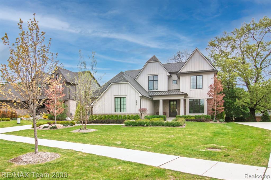 7313 BROOKSIDE VILLAGE, Bloomfield Hills, MI 48301 — Photo 3