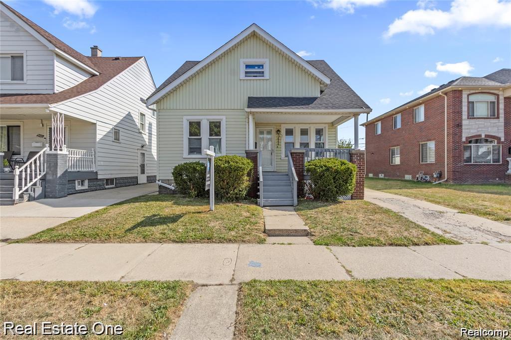 5444 Kenilworth Street, Dearborn, MI 48126 — front exterior