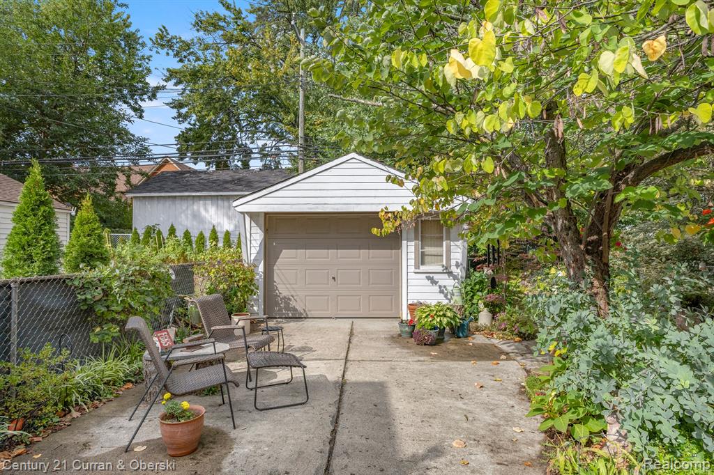 515 N WAVERLY Street, Dearborn, MI 48128 — Photo 37