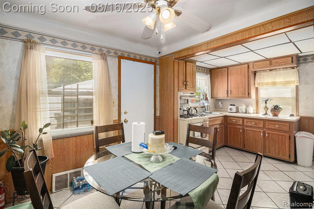 9574 Burt Road, Detroit, MI 48228 — Photo 6