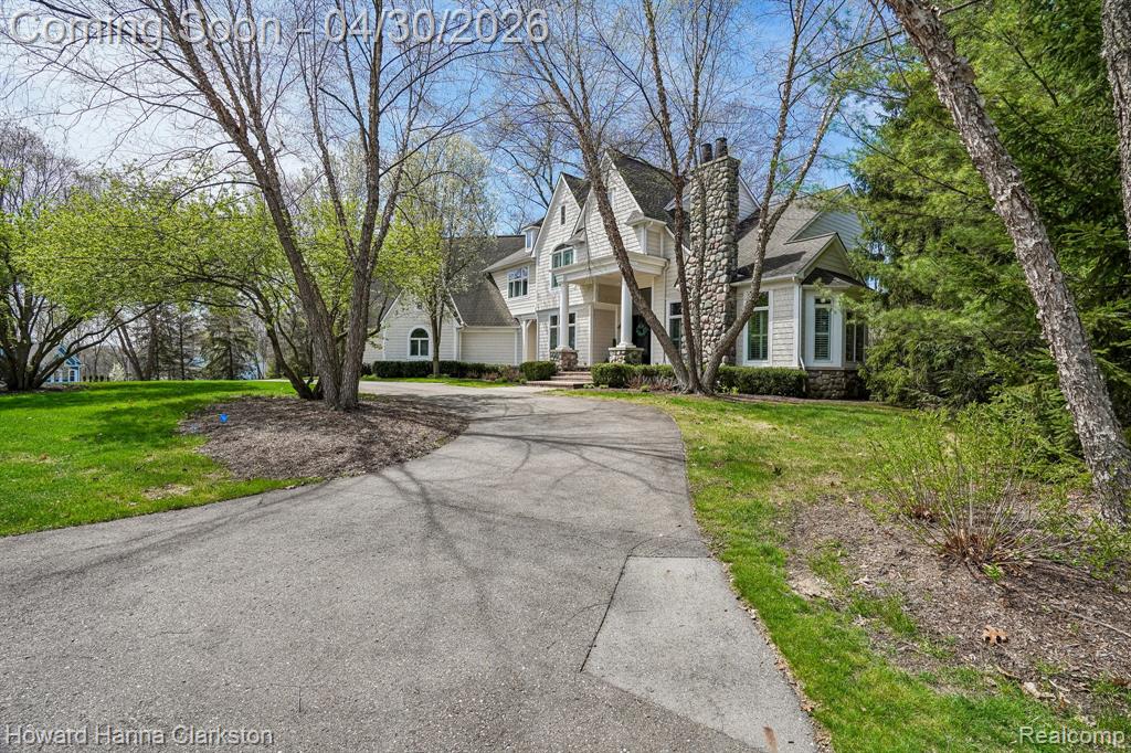 7651 Maple Ridge Court, Clarkston, MI — Photo 2
