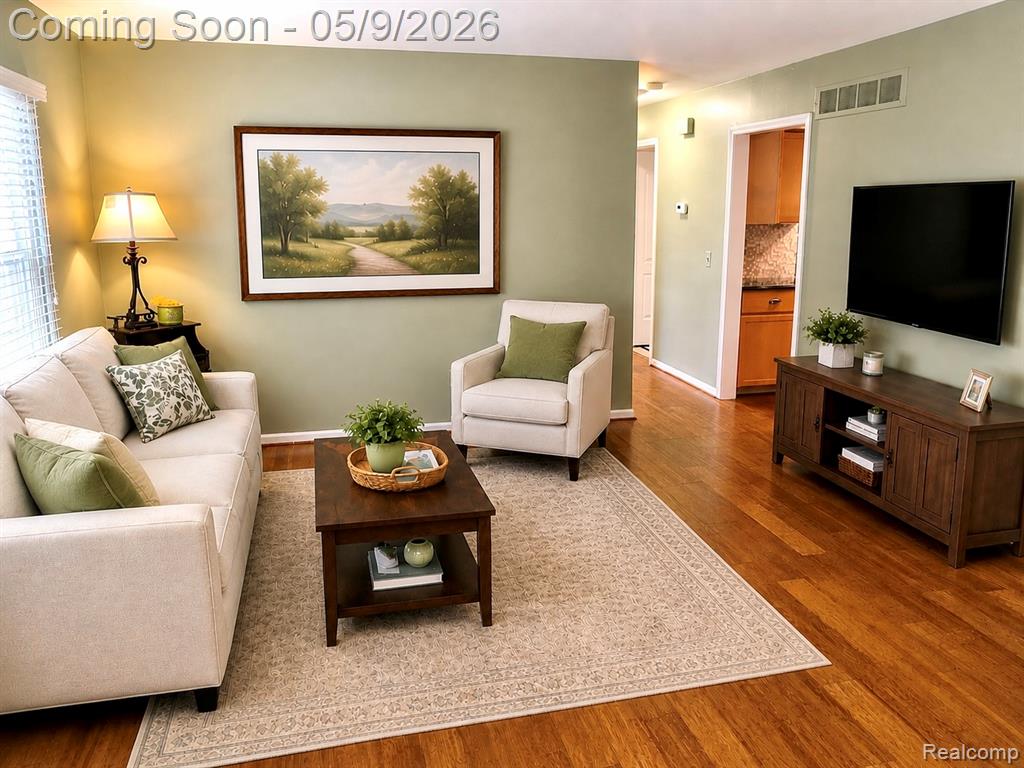 303 Doremus Lane, Saint Clair Shores, MI 48080 — Photo 5