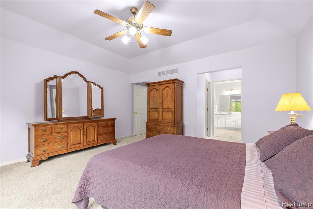 9124 Countrywood Drive, Plymouth, MI 48170 — Photo 18