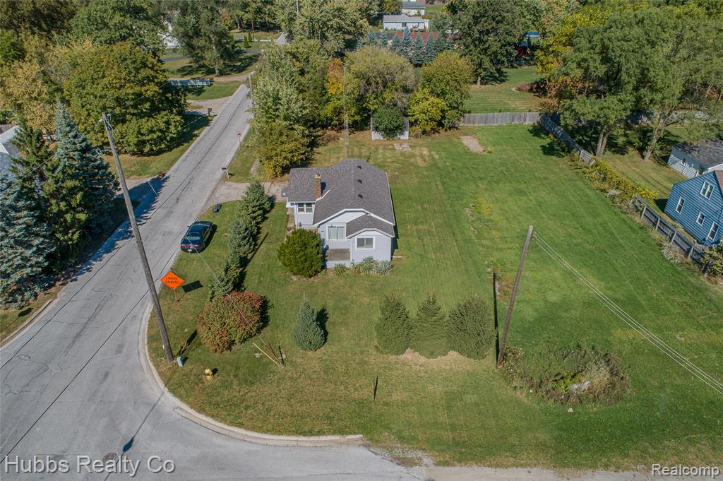 5305 Lapeer Road, Burton, MI 48509 — Photo 43