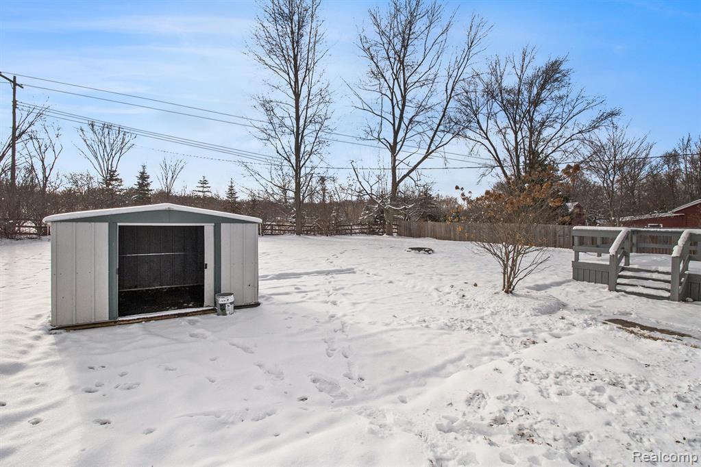 5901 Burdick Road, Lapeer, MI 48446 — Photo 16