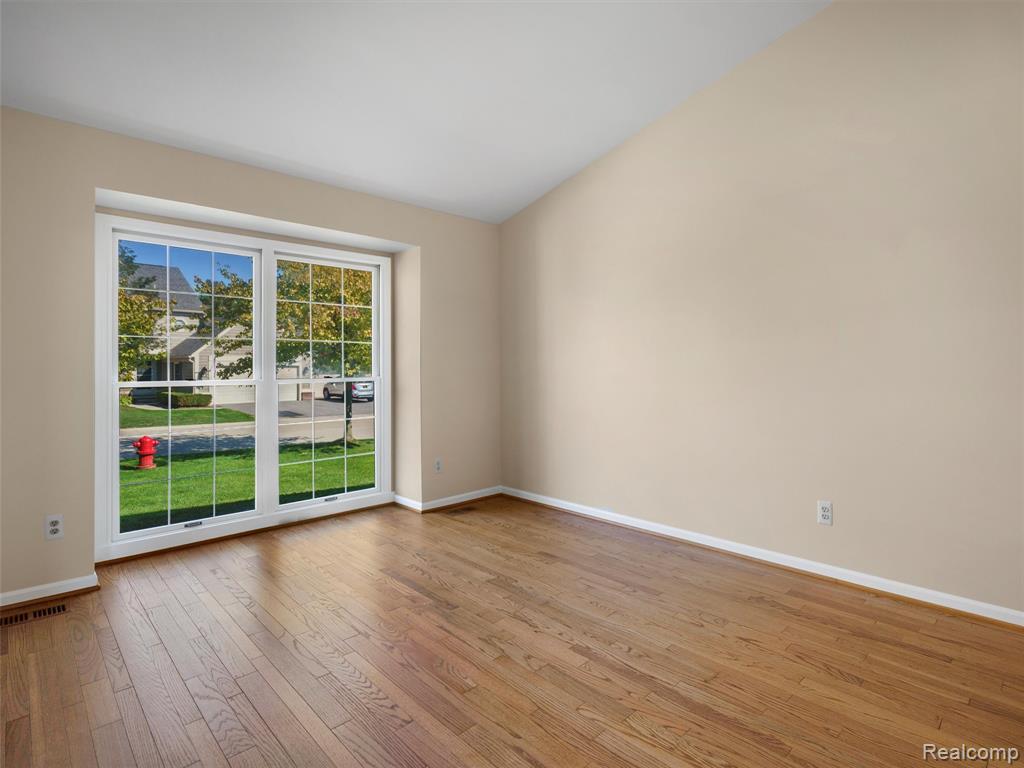 718 Upper Scotsborough Way, Bloomfield Hills, MI 48304 — Photo 9