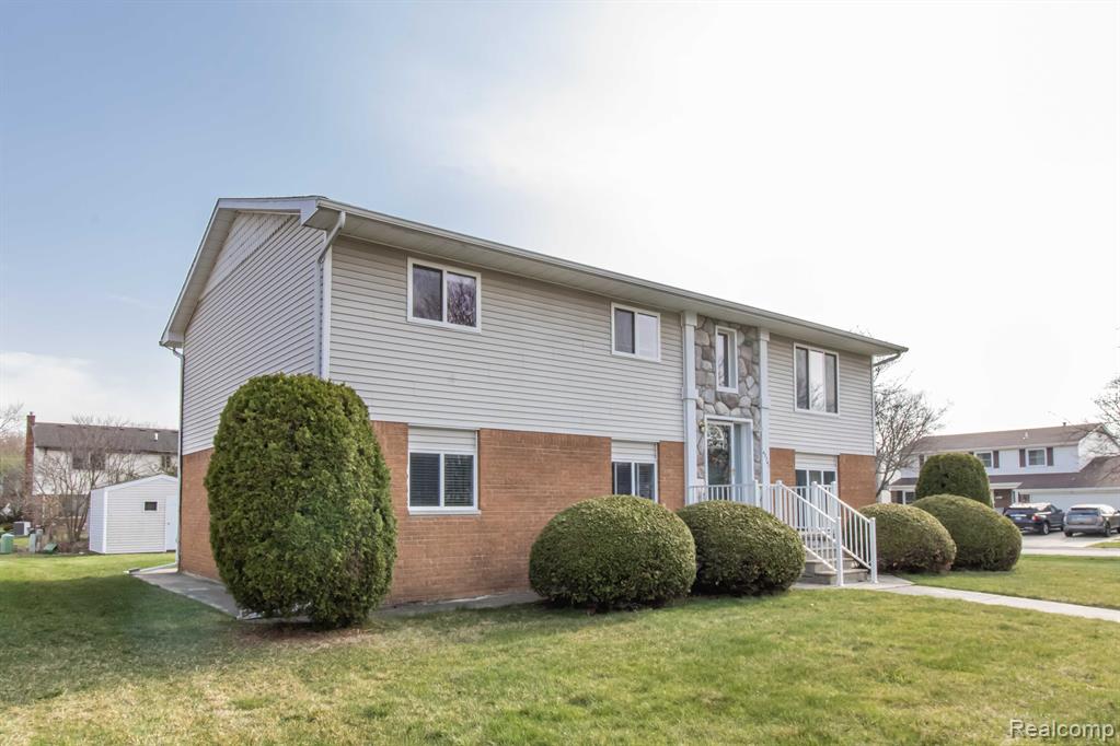 43741 GATEHOUSE, Canton, MI 48187 — Photo 2