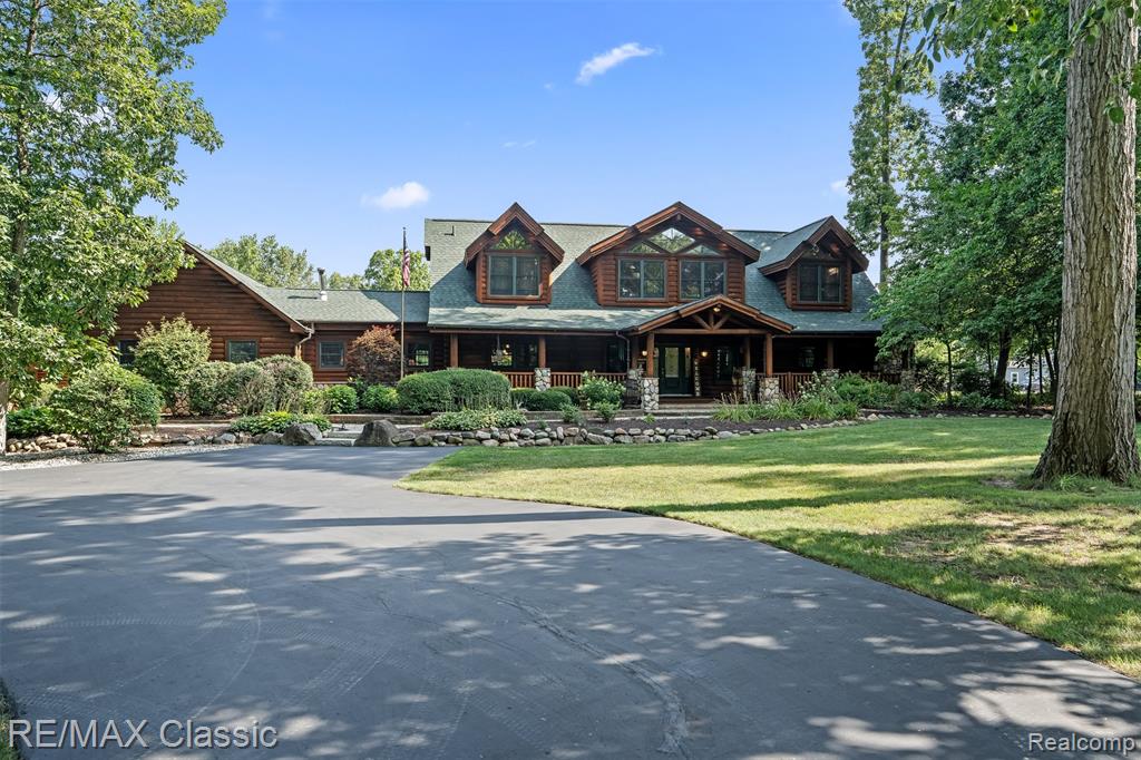 Property photo for 4489 Clara Louise Ct, Saline, MI 48176