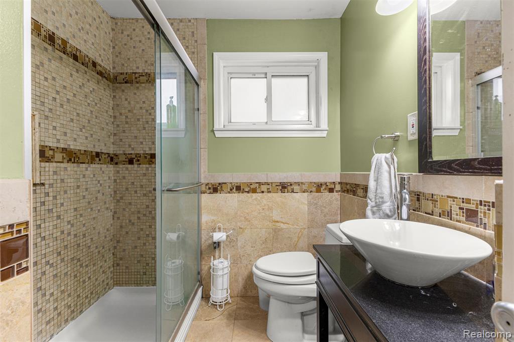 939 Stewart Avenue, Lincoln Park, MI 48146 — Photo 20