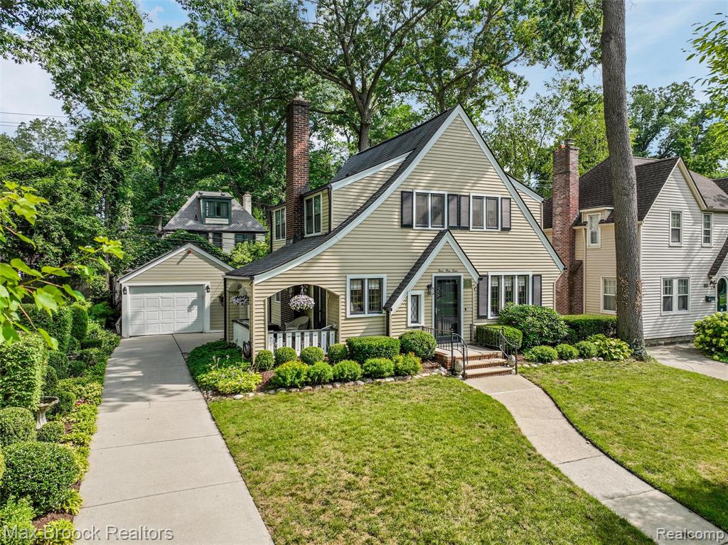 454 W Oakridge Street, Ferndale, MI 48220 — Photo 4