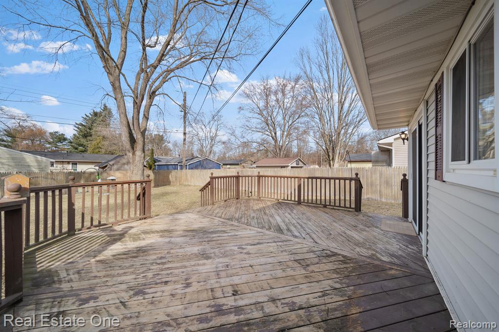 417 HAZE, Pinckney, MI 48169 — Photo 19
