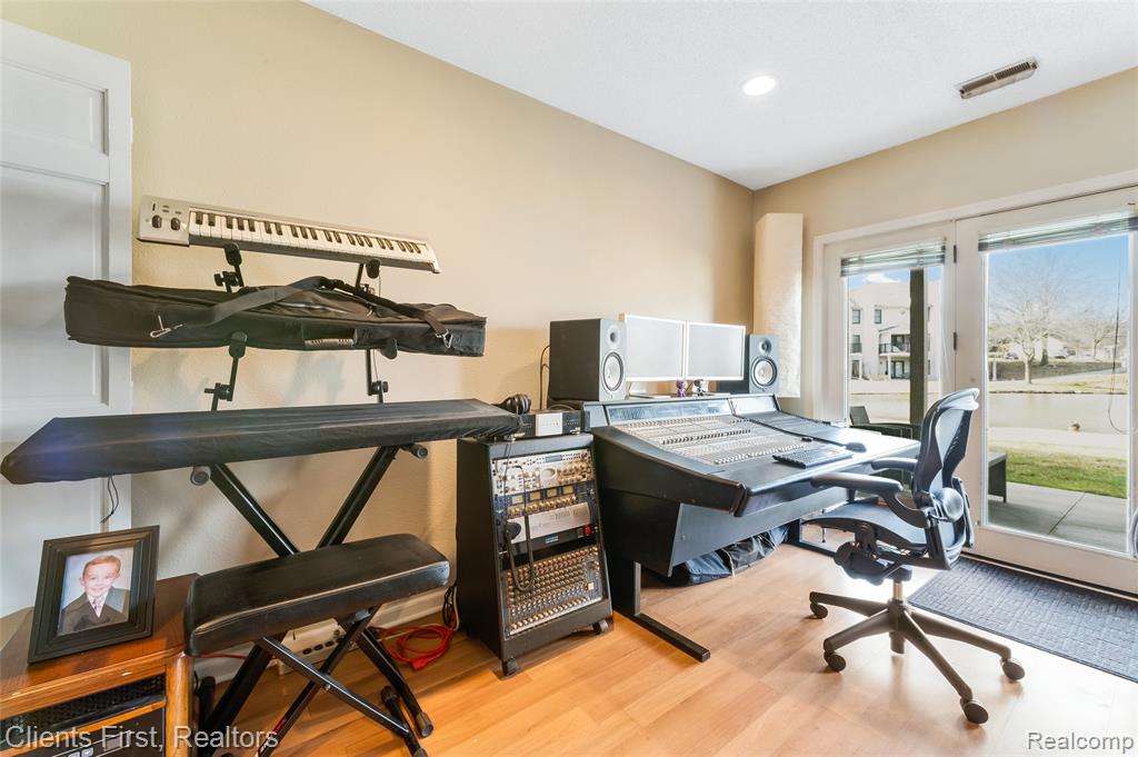 3414 Breckland Court, Ann Arbor, MI 48108 — Photo 21
