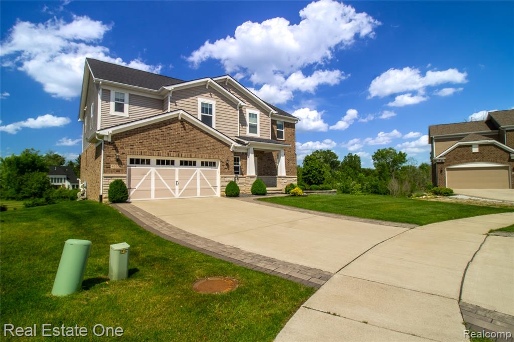 45204 Preserve Court, Novi, MI — Photo 2