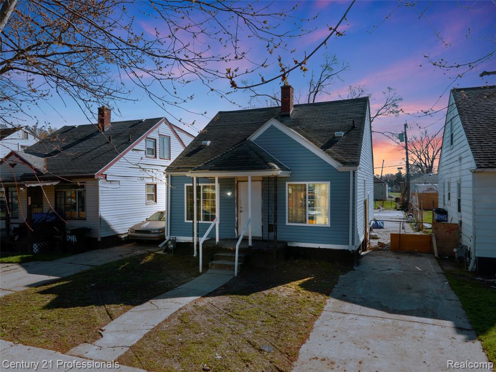 8040 Plainview Avenue, Detroit, MI 48228 — Photo 2