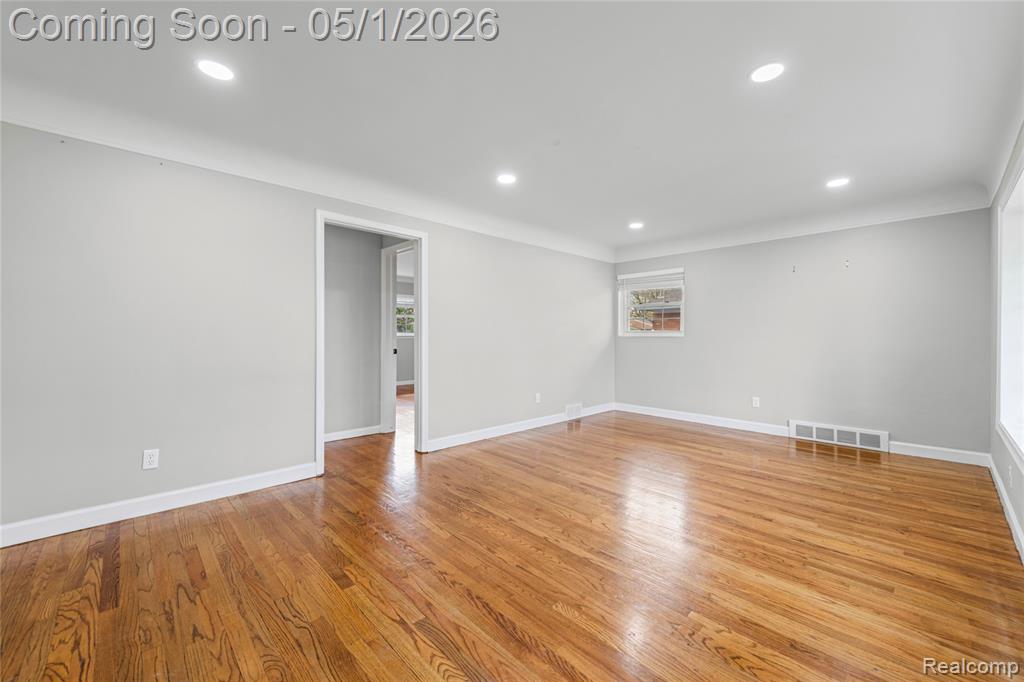 24620 Wood Street, Saint Clair Shores, MI 48080 — Photo 3