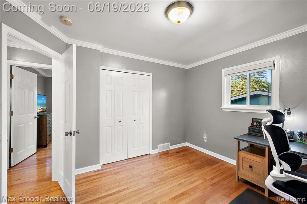 737 Panorama Drive, Milford, MI 48381 — Photo 18