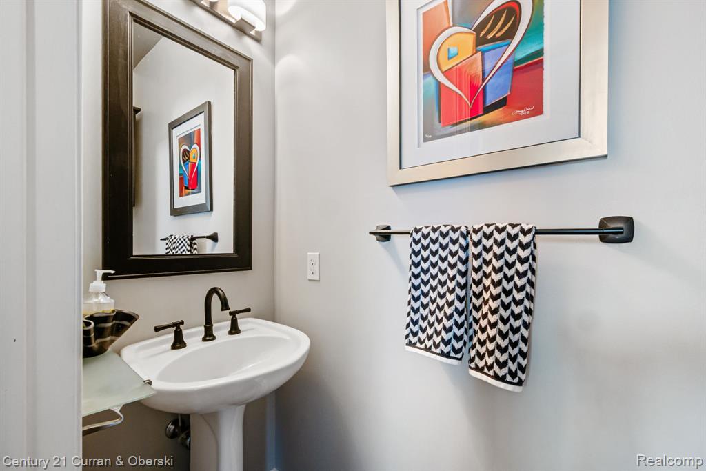 26024 Island Lake Drive, Novi, MI — Photo 29