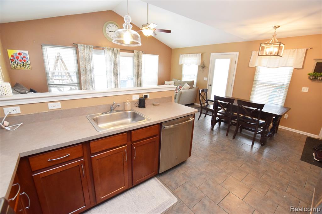 5340 Blossom Lane, Linden, MI 48451 — Photo 6