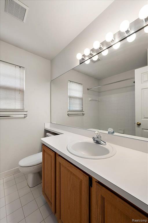 47235 SCARLET Drive S, Novi, MI — Photo 41
