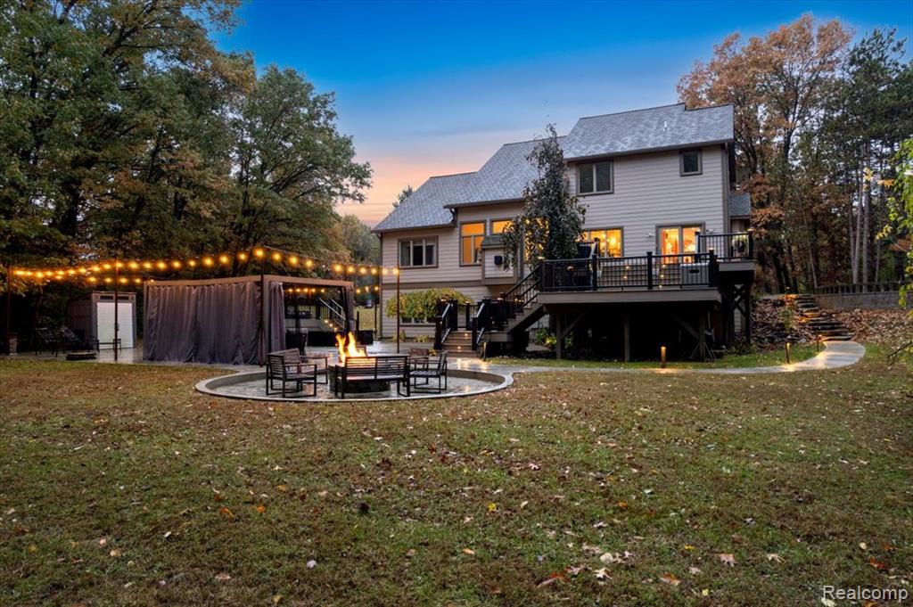 90 Creekwood Drive, Lake Orion, MI 48362 — Photo 24