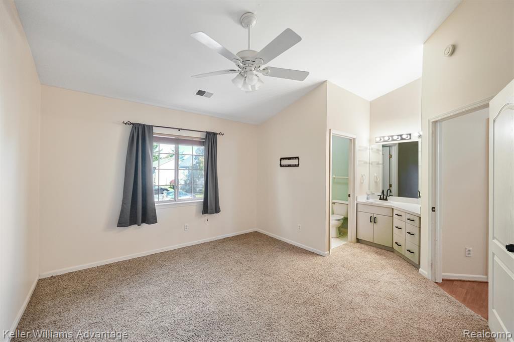 867 Saybrook Drive, Waterford, MI 48327 — Photo 12