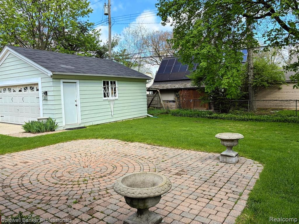 669 Mohegan Street, Birmingham, MI 48009 — Photo 6