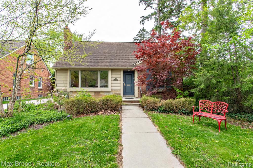 12769 Lasalle Lane, Huntington Woods, MI — Photo 62
