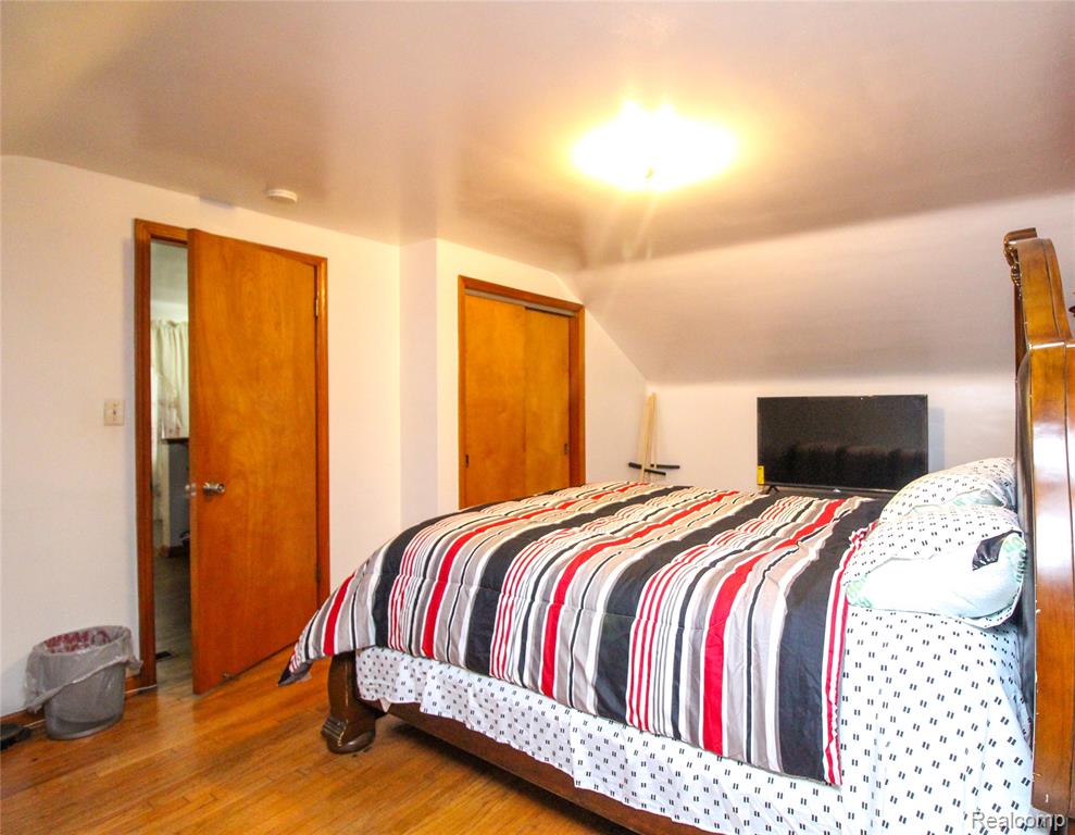 15611 Spring Garden Street, Detroit, MI 48205 — Photo 12