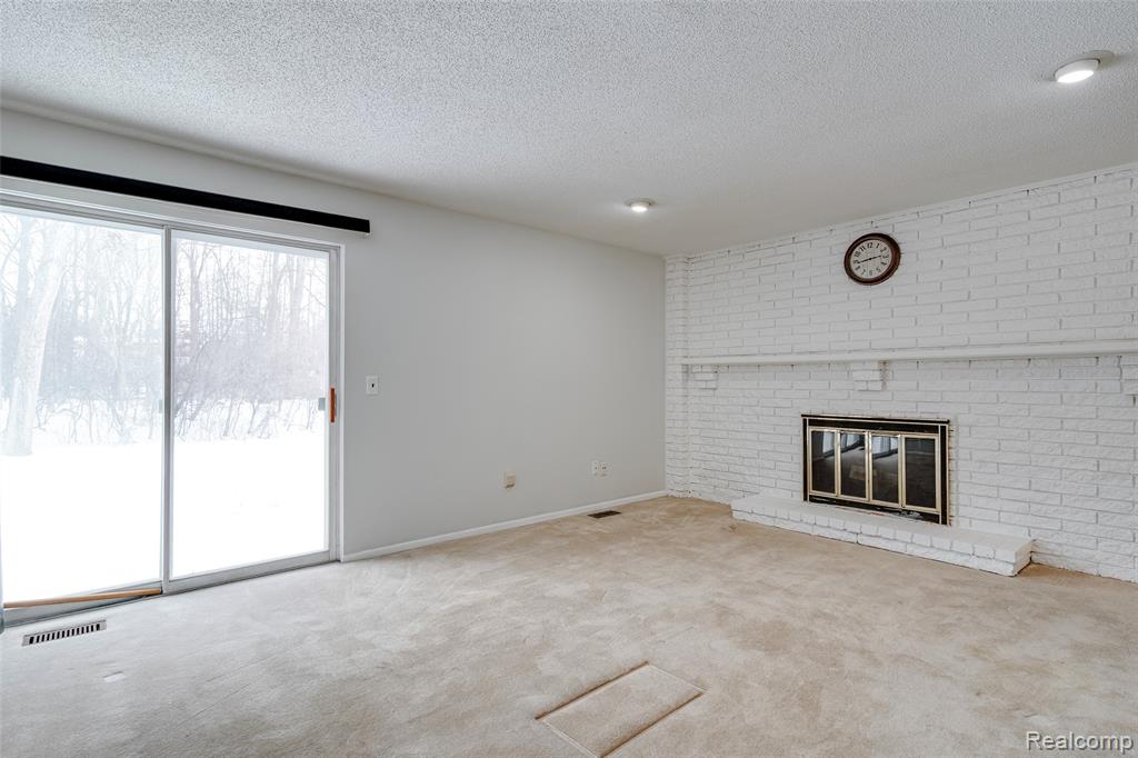 45900 Gainsborough Drive, Canton, MI 48187 — Photo 13