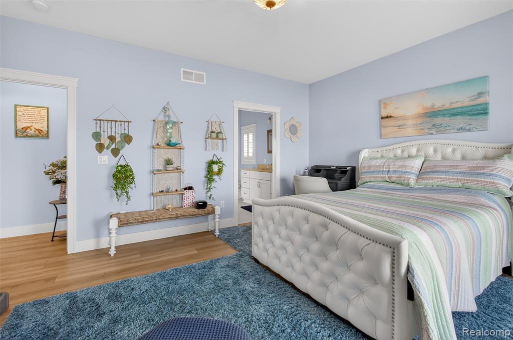 5110 Shorefront Lane, MI — Photo 24