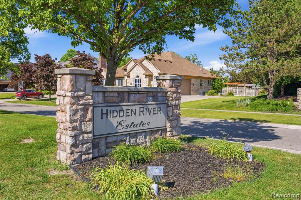 47041 Hidden River Circle N, Canton, MI 48188 — Photo 58