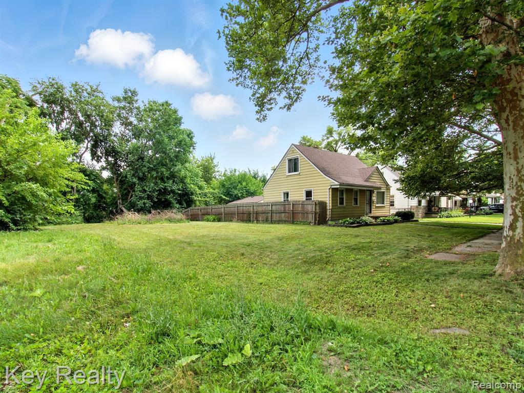 1225 S Annabelle Street, Detroit, MI 48217 — Photo 14