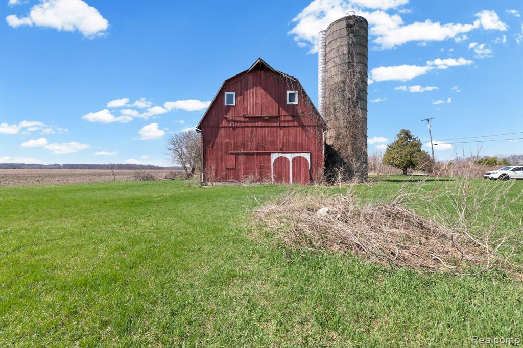 9269 Dixon Road, Monroe, MI 48161 — Photo 50