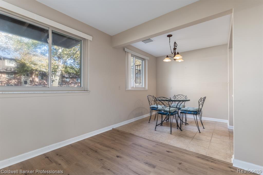 425 Riviera Drive, Saint Clair Shores, MI 48080 — Photo 19