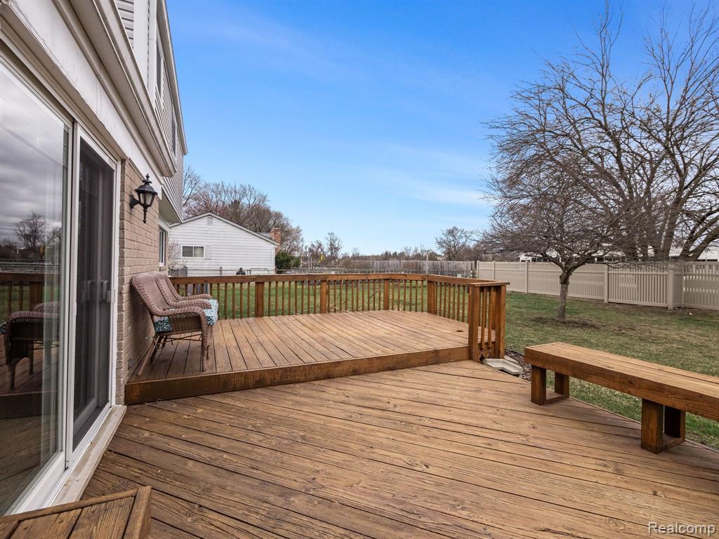 4783 STODDARD Drive, Troy, MI 48085 — Photo 3